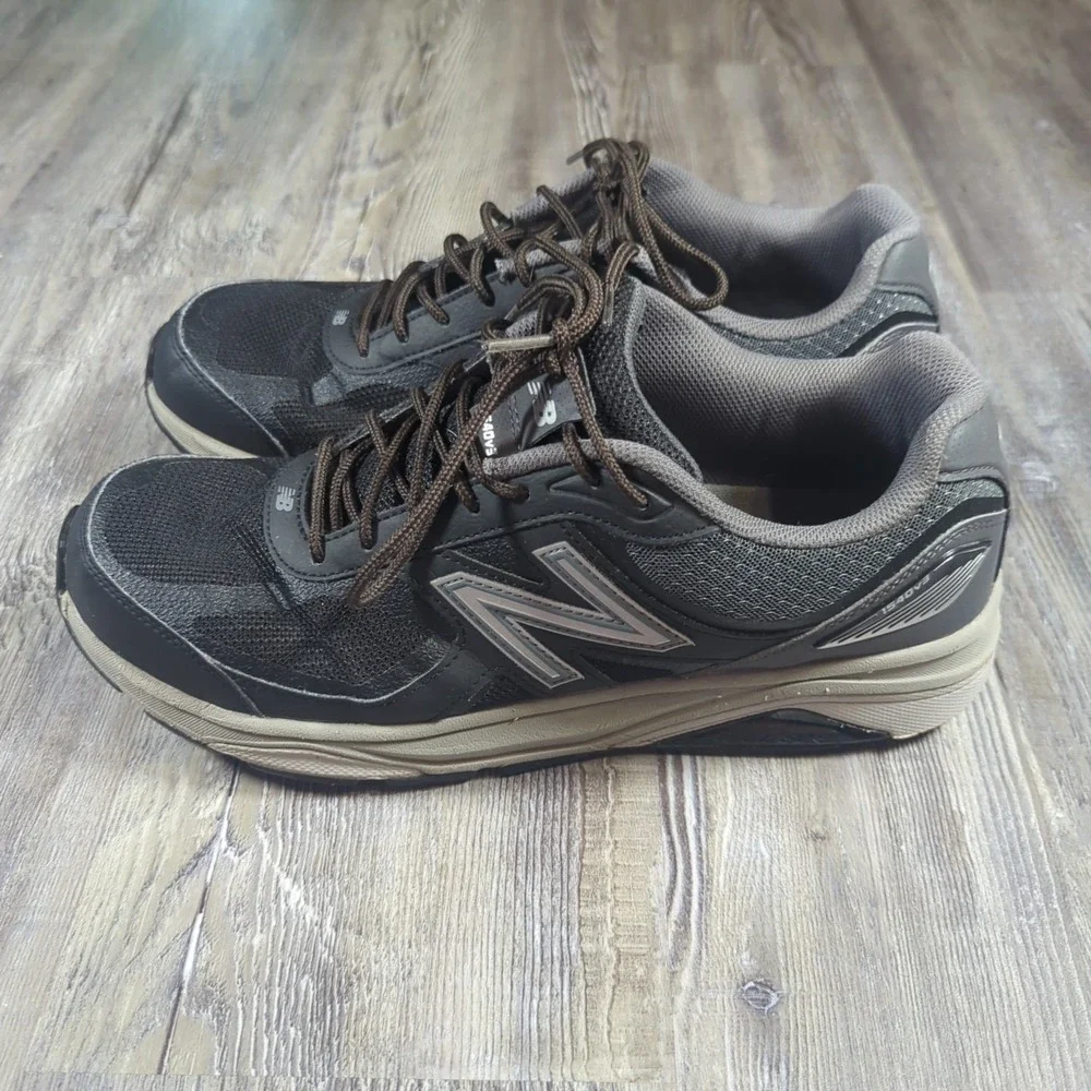 New Balance 1540v3 Running Sneakers Men's Size 12 D Gray Low Top Comfort Shoes